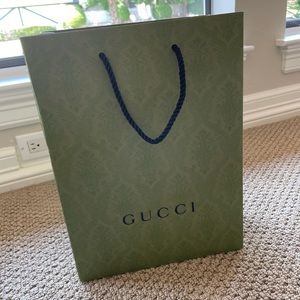 ✨ Gucci Gift Bag ✨